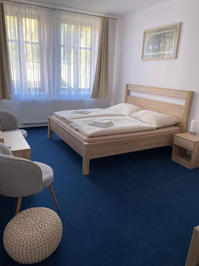 Hotel U Mesta Prahy 纳霍德 外观 照片
