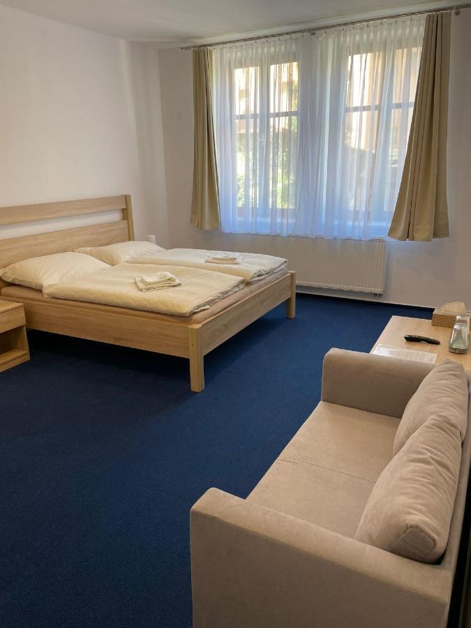 Hotel U Mesta Prahy 纳霍德 外观 照片