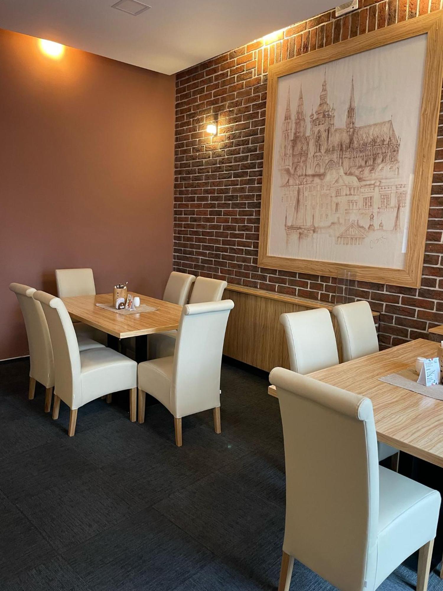 Hotel U Mesta Prahy 纳霍德 外观 照片